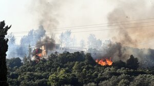 Πάτρα: 21χρονος πήγε να καταθέσει υπέρ του 25χρονου, αλλά συνελήφθη για εμπρησμό