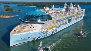 Ατύχημα στο “Icon of the Seas”: Έσπασε τμήμα νεροτσουλήθρας και τραυματίστηκε επιβάτης