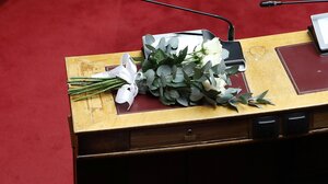 Βουλή: Ενός λεπτού σιγή για τον Απόστολο Βεσυρόπουλο
