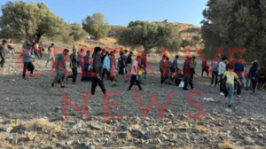 Νέο μπαράζ αφίξεων παράτυπων μεταναστών στα νότια παράλια της Κρήτης - Φωτογραφίες