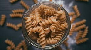 Ζυμαρικά στο φούρνο με κιμά