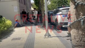 Στη φυλακή οι 3 για τις απάτες - Ξεσήκωσαν με φωνές και ουρλιαχτά το κέντρο της πόλης οι συγγενείς τους