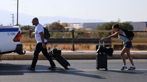 Το "μπλόκο" των κτηνοτρόφων και η έντονη αντίδραση των Ιδιοκτητών Τουριστικών Λεωφορείων!