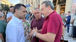 ΔΕΘ: Τετ α τετ Φάμελλου-Δούκα στο συλλαλητήριο – «Αυτά που κάνει ο Μητσοτάκης τελειώνουν την αυτοδιοίκηση»