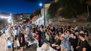 Άγιος Νικόλαος: Νόστιμα εδέσματα και χοροί στα «6α Κρητικά Μαγειρέματα του Δρόμου»