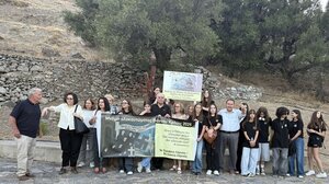 Συγκινητικές στιγμές στην πορεία μνήμης στα Αμιρά, παρουσία μαθητών από τη Λάρισα