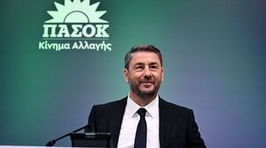 Ανδρουλάκης: Η ΝΔ αρνείται τις προτάσεις μας για το ιδιωτικό χρέος γιατί κάνει το παιχνίδι των τραπεζών