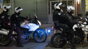  Συμπλοκή ανηλίκων στην Πάτρα – Αναζητούνται τέσσερις 15χρονοι που το έσκασαν με … πατίνια