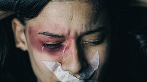 Κατέληξε στο νοσοκομείο Χανίων από τα χτυπήματα του συντρόφου της