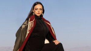 Ερίνη: Η Κρητικιά τραγουδοποιός υποψήφια στα Βραβεία Grammy!