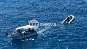 Γαύδος: Ψαράς διέσωσε με το καΐκι του μετανάστες όταν βυθίστηκε η λέμβος