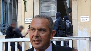 Νέα συνομιλία με Καμμένο για τον αρχιμανδρίτη, το «στόλισμα» στον Π. Χηνόπουλο