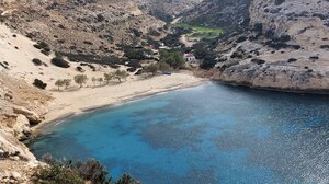 Ταξιδεύοντας με σκάφος από την Κρήτη στην ... Κρήτη