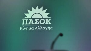 ΠΑΣΟΚ: Κατέρρευσε η προσπάθεια σύνδεσης του Μανόλη Χνάρη με το σκάνδαλο του ΟΠΕΚΕΠΕ