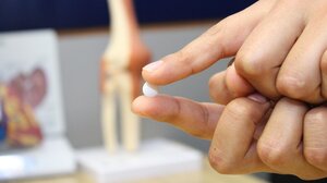 Έμφραγμα και εγκεφαλικό: Ποιο φάρμακο είναι πιο δραστικό από την ασπιρίνη – Έρευνα στο Lancet