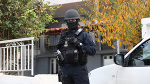 Πώς θα γίνεται η περιφρούρηση των καταυλισμών Ρομά από τις νέες ομάδες αστυνόμευσης του «ελληνικού FBI»