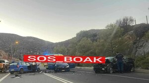 Τροχαίο στον ΒΟΑΚ: Σφοδρή σύγκρουση τριών οχημάτων! - Δείτε βίντεο