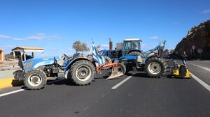 Αγροτικά μπλόκα: Δίκιο ή δυσκολία για όλους;