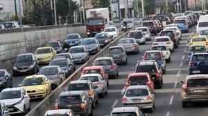 Υπ. Μεταφορών προς οδηγούς ενόψει της 28ης Οκτωβρίου: «Αν αγαπάς την οικογένειά σου, προσοχή στον δρόμο»