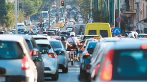 Έφυγαν τα πρώτα 218.000 ραβασάκια για ανασφάλιστα ΙΧ και απλήρωτα τέλη κυκλοφορίας