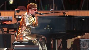 Ο Σερ Έλτον Τζον θα εμφανιστεί στη σκηνή της τελετής στο Rock and Roll Hall of Fame