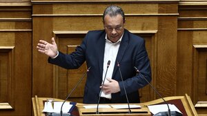 Φάμελλος: Ντροπιαστική για τη Δημοκρατία η τροπολογία για τον Άγνωστο Στρατιώτη