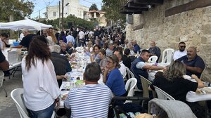 Πλημμύρισε από κόσμο ο Άγιος Σύλλας στη γιορτή τσικουδιάς