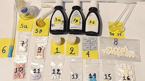 Με μεθαμφεταμίνη, GHB και δεκάδες χάπια κυκλοφορούσε 37χρονος στα Χανιά