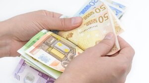 Συντάξεις – επιδόματα: Πότε πληρώνουν e-ΕΦΚΑ - ΔΥΠΑ