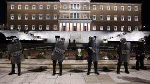 Άγνωστος Στρατιώτης: Η πρώτη εφαρμογή της τροπολογίας με τα ΜΑΤ έγινε χθες