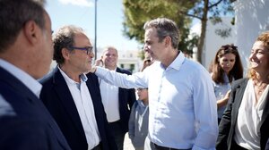 Μητσοτάκης από Αμοργό: Μειωμένος ΕΝΦΙΑ κατά 50% από το 2026 και καθόλου από το 2027