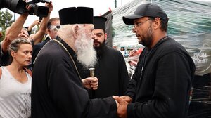 Στο πλευρό του Πάνου Ρούτσι ο αρχιεπίσκοπος Ιερώνυμος