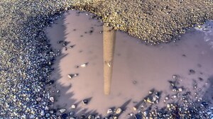 Λακκούβα κίνδυνος-θάνατος στην Παραλιακή Λεωφόρο 