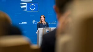 Ρομπέρτα Μετσόλα: «Η Ευρώπη πρέπει να παραμείνει ενεργή δύναμη για την ειρήνη και τη σταθερότητα»