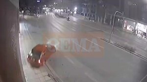Με μεγάλη ταχύτητα έτρεχε ο μεθυσμένος οδηγός που έπεσε σε κατάστημα στην Κηφισίας
