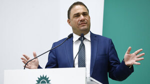 Τσουκαλάς: Ο Ανδρουλάκης δεν αφήνει καμία σκιά ενώ ο Μητσοτάκης παίζει κρυφτό