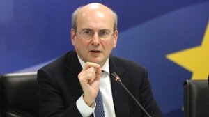 Χατζηδάκης για στεγαστικό: Νέα νέα δέσμη πρωτοβουλιών μέχρι το τέλος του 2025