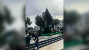 Στήνεται το χριστουγεννιάτικο δέντρο, ραντεβού την… Παρασκευή!