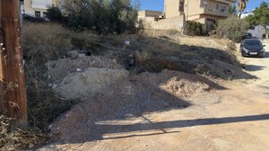 "Η ΔΕΥΑΗ έκανε έργα, τα συνεργεία αποχώρησαν, η περιοχή εγκαταλείφθηκε"