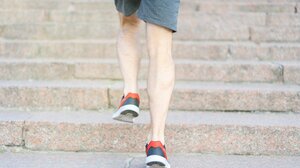 Το περπάτημα μπορεί να επιβραδύνει την εξέλιξη του Αλτσχάιμερ