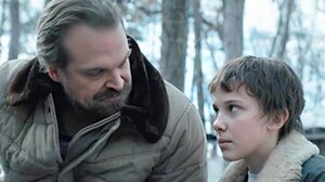 Stranger Things: Η Μίλι Μπόμπι Μπράουν κατηγορεί τον Ντέιβιντ Χάρμπορ για «εκφοβισμό και παρενόχληση» στα γυρίσματα