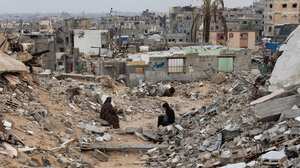 Ο ισραηλινός στρατός κατεδαφίζει κτίρια κατοικιών στον προσφυγικό καταυλισμό Νουρ Σαμς