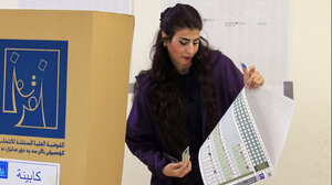 Οι Ιρακινοί στις κάλπες για να εκλέξουν νέο κοινοβούλιο