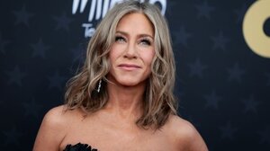 Τζένιφερ Άνιστον: «Φουντώνουν» οι φήμες για γάμο στην Ελλάδα με τον Τζιμ Κέρτις