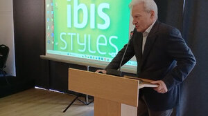 Αλέξης Καλοκαιρινός: «Δεν υπάρχει νοημοσύνη στην Τεχνητή Νοημοσύνη»