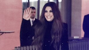 Κίμπερλι Γκιλφόιλ: «Νιώθω τυχερή που θα γιορτάσω τα πρώτα μου Χριστούγεννα στην Αθήνα»