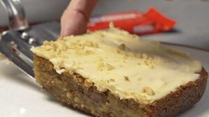 Μελομακαρονόπιτα: το γλυκό που θα γεμίσει το σπίτι με άρωμα Χριστουγέννων