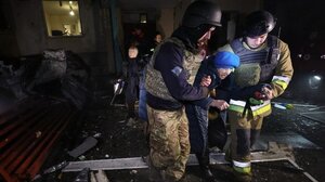 Ουκρανία: Τουλάχιστον 20 νεκροί σε ρωσική επίθεση πριν από τις διπλωματικές προσπάθειες στην Τουρκία