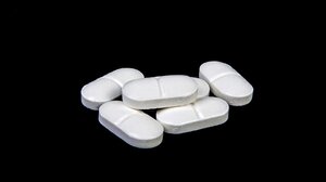 Παρακεταμόλη: Δεν προκύπτει συσχετισμός της χρήσης κατά την εγκυμοσύνη με τον αυτισμό σε παιδιά