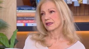 Πέμυ Ζούνη: Δεν μου λείπει η τηλεόραση – Δεν έχω δει ούτε το «Κλείσε τα Μάτια» ολόκληρο